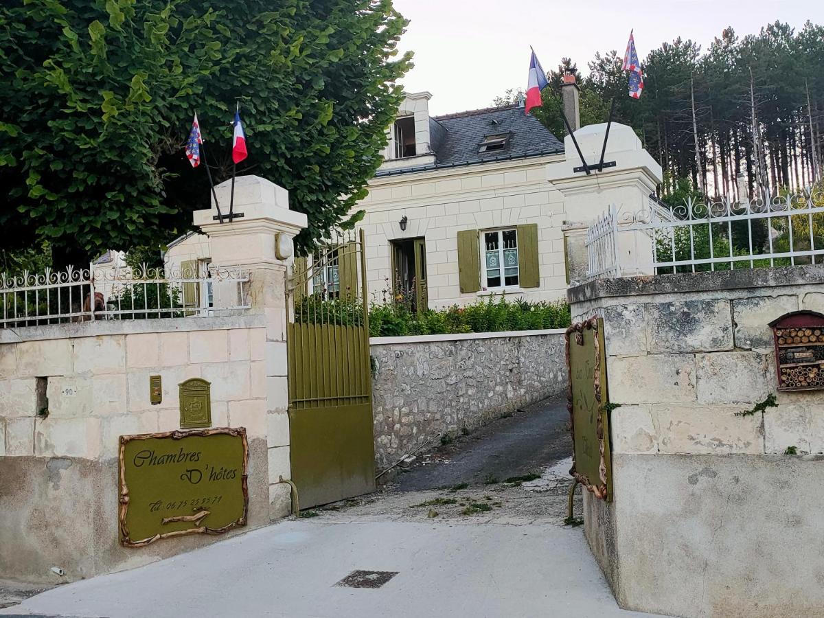 Aux Trois Tilleuls Bed & Breakfast Loches Exterior photo