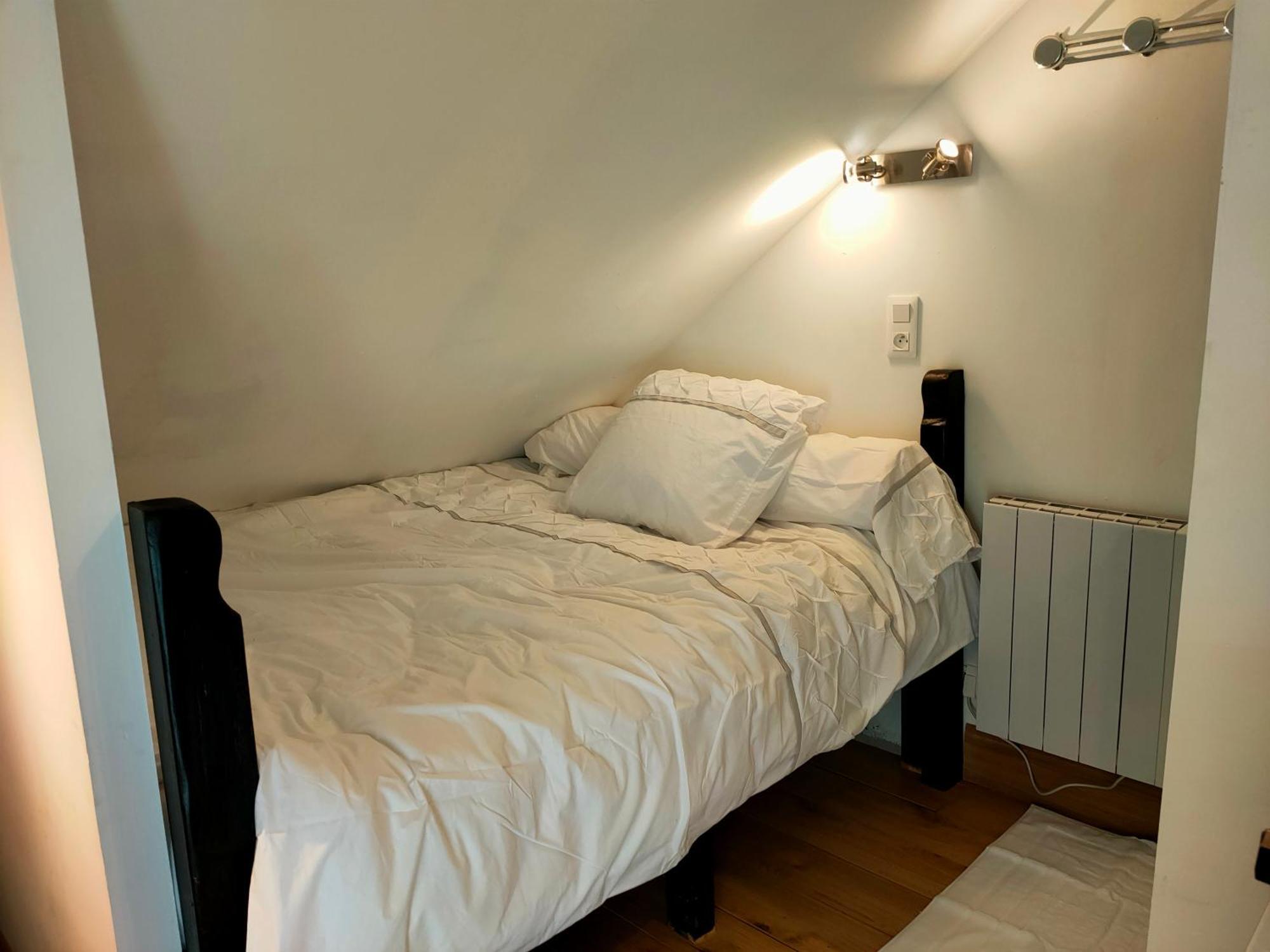 Aux Trois Tilleuls Bed & Breakfast Loches Room photo